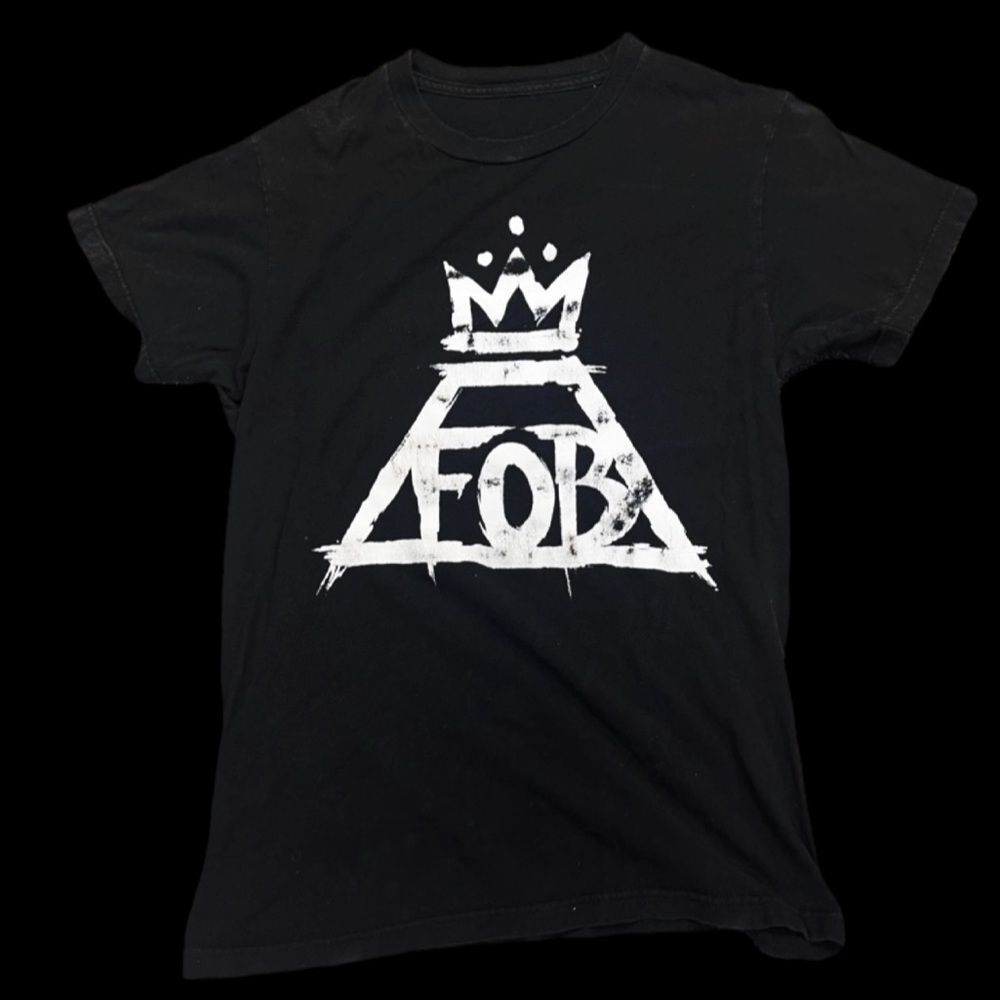 Y2K Fall Out Boy T-Shirt Small